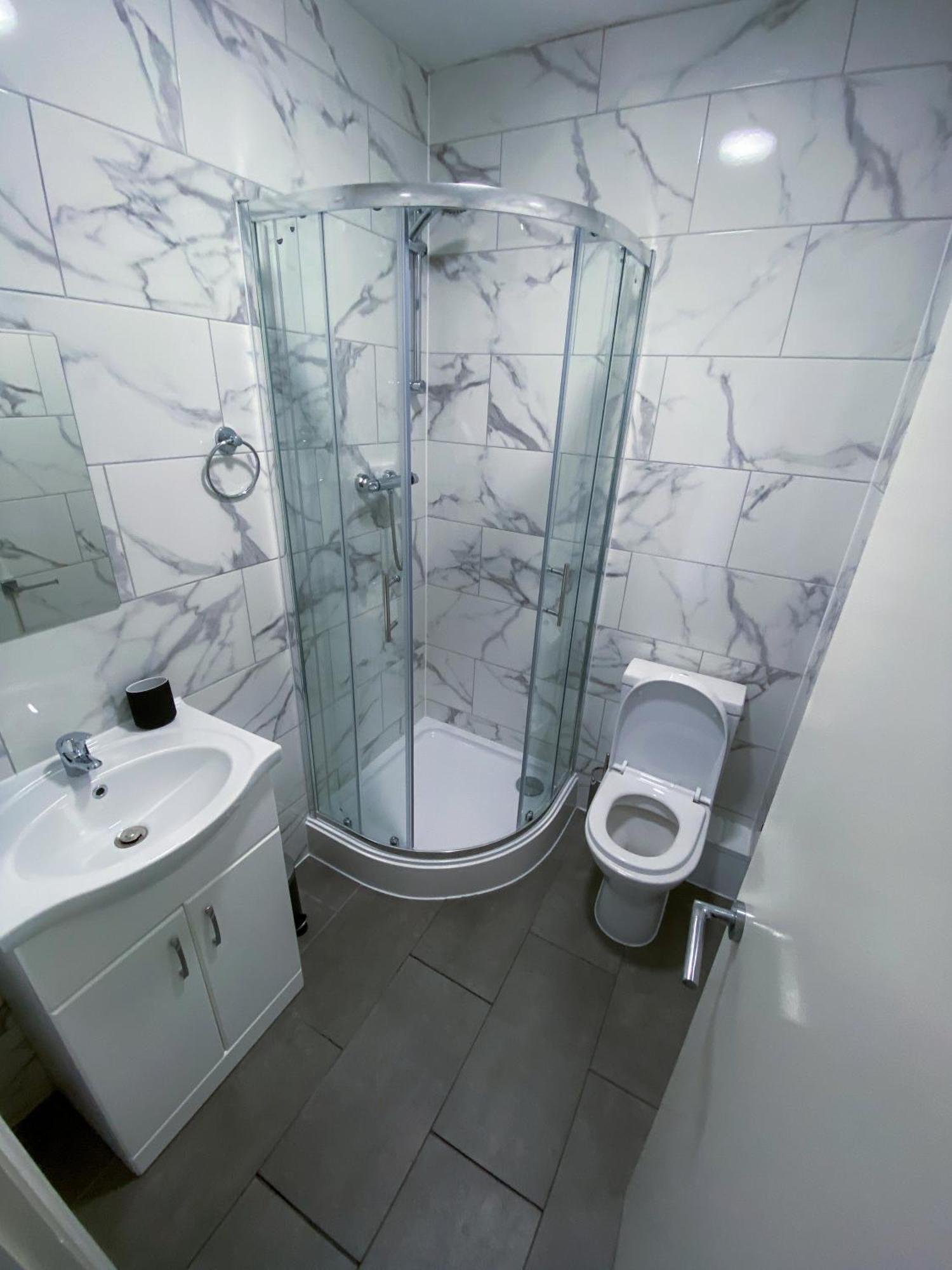 לונדון Modern 1 Bedroom Flat In Wood Green מראה חיצוני תמונה